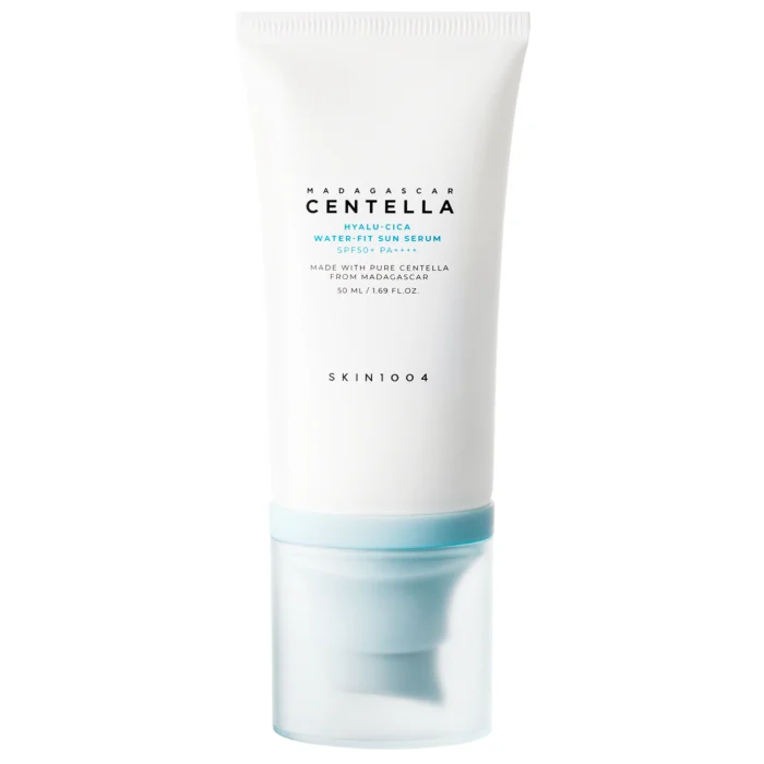 Сонцезахисний крем SKIN1004 Madagascar Centella Hyalu-Cica Water-Fit Sun Serum SPF50+ PA++++ 50 мл - Зображення 1